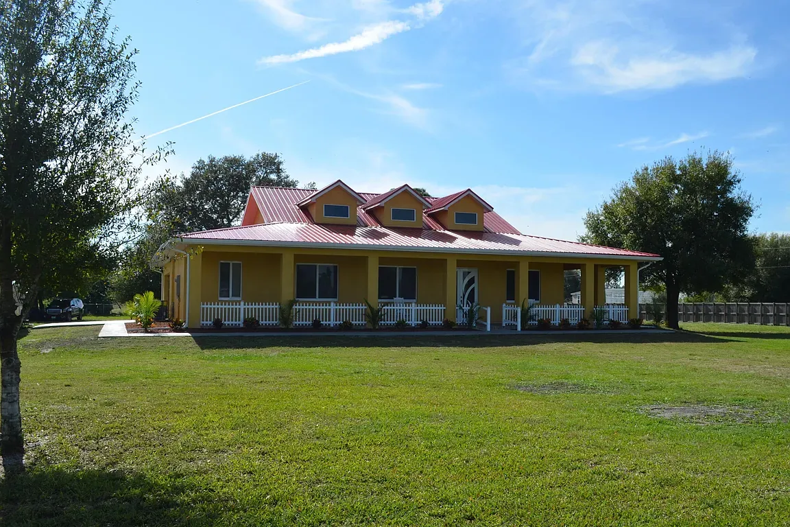 172 Bald Cypress Avenue - Featured Listing